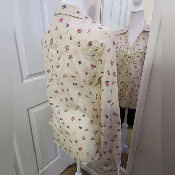 💥Clearance💥 Miley Cyrus Top Size L (Juniors) - Picture 3 of 6